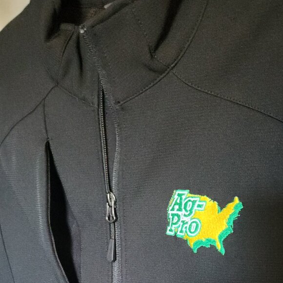 Eddie Bauer Vest with AgPro Branding - Picture 5 of 6